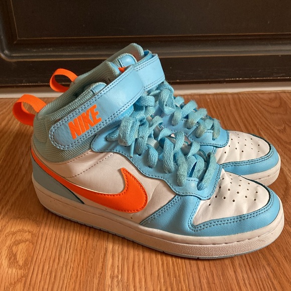 Kids Nike Shoes - Picture 10 of 11